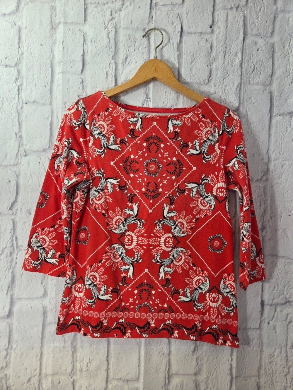 The Talbots Tee Petite Medium Vibrant Red Bird Bandana Print Quarter Sleeve Tee
